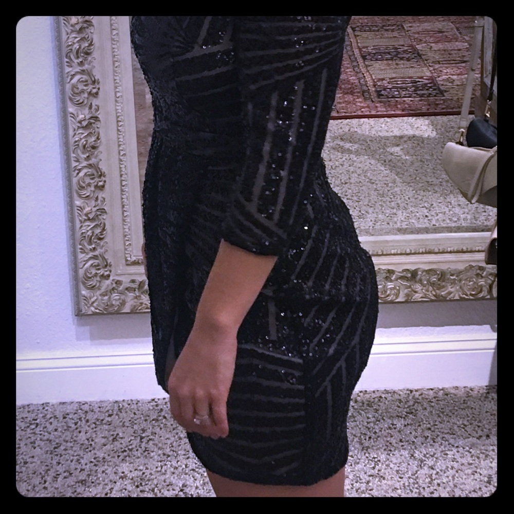 Hot Mama, Modern Formal Dress